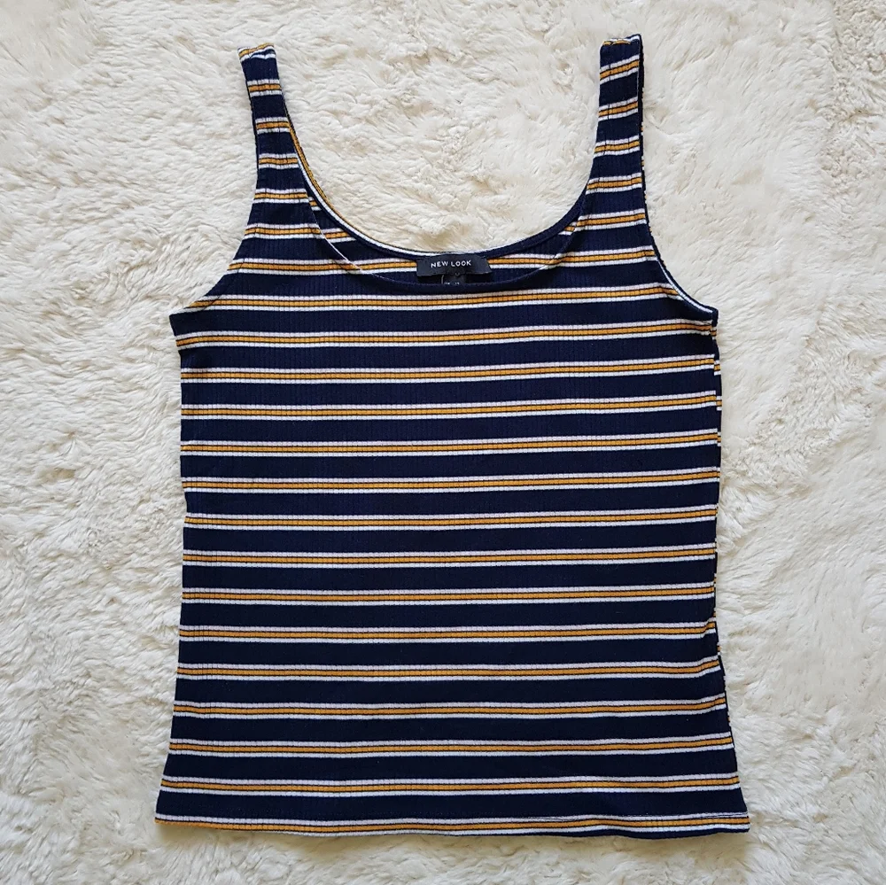 Cute stripe vest/tank top - Picture 2 of 4